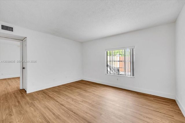 1405 Miami Rd 7, Fort Lauderdale, FL 33316