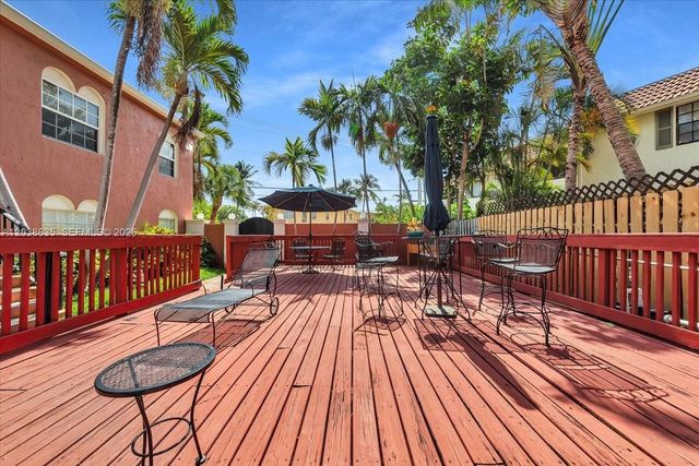 1405 Miami Rd 7, Fort Lauderdale, FL 33316