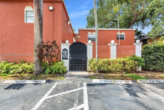 1405 Miami Rd 7, Fort Lauderdale, FL 33316