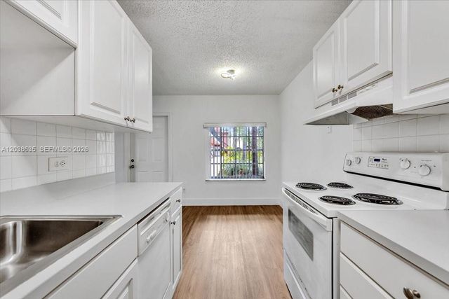 1405 Miami Rd 7, Fort Lauderdale, FL 33316