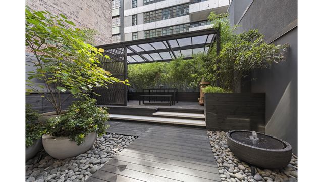519 W 23RD Street GARDEN, New York City, NY 10011