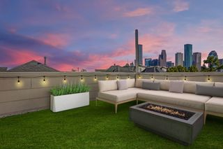 1604 Crockett Street C, Houston, TX 77007