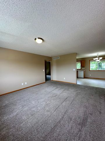 6960 91st Street NE, Monticello, MN 55362