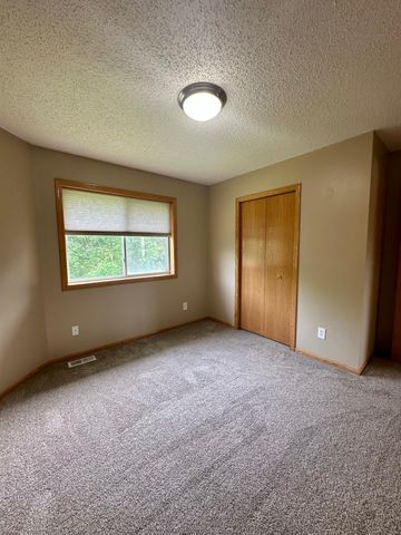 6960 91st Street NE, Monticello, MN 55362