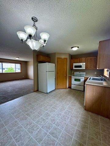 6960 91st Street NE, Monticello, MN 55362
