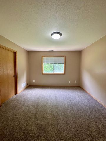 6960 91st Street NE, Monticello, MN 55362