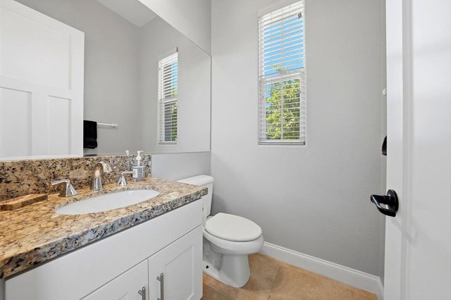 81185 Shinnecock, La Quinta, CA 92253