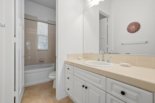 81185 Shinnecock, La Quinta, CA 92253
