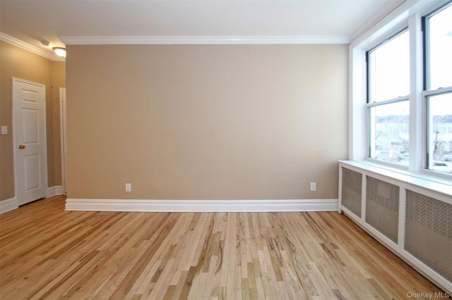 111 7th Street 202, Garden City, NY 11530