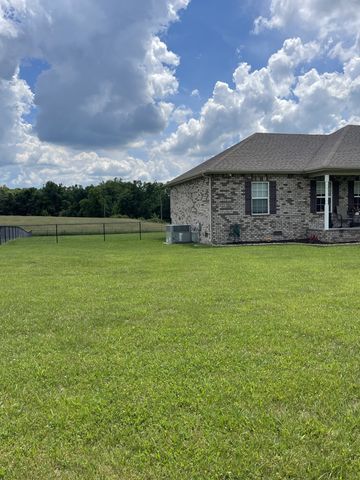 4478 Long Creek Rd, Lafayette, TN 37083