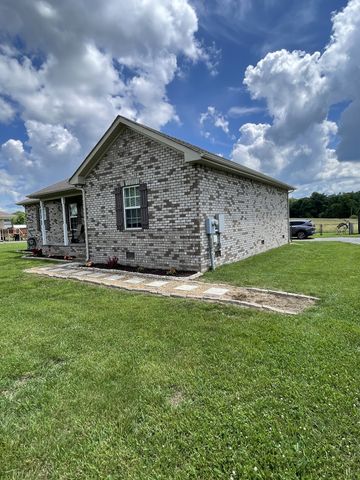 4478 Long Creek Rd, Lafayette, TN 37083
