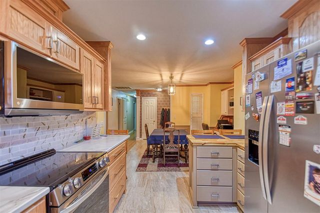 2300 N Nail Parkway, Moore, OK 73160