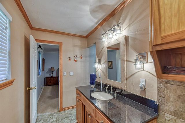 2300 N Nail Parkway, Moore, OK 73160