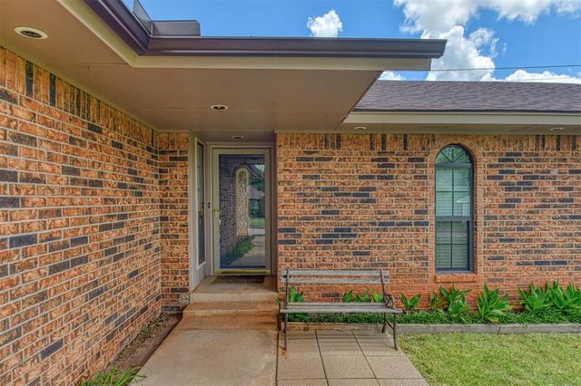 2300 N Nail Parkway, Moore, OK 73160