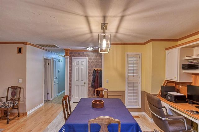 2300 N Nail Parkway, Moore, OK 73160