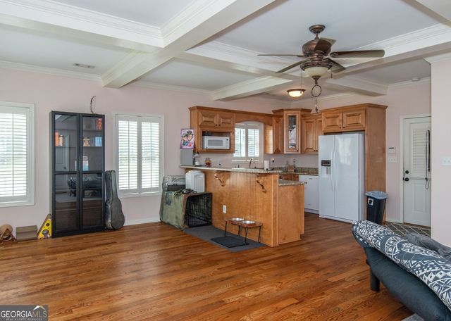 375 Luther Bailey Road, Senoia, GA 30276