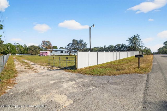 5280 Golddust Road, Spring Hill, FL 34609