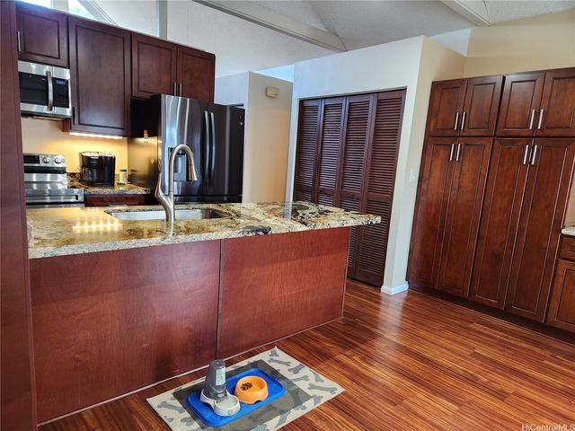 94-357 Kaholo Street, Mililani, HI 96789
