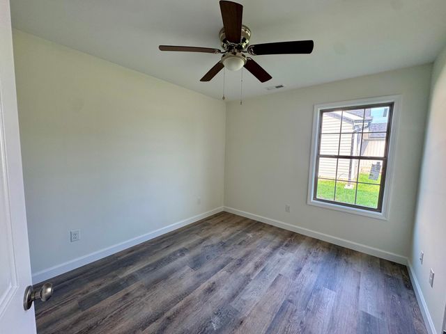 114 Bow Bridge Drive, Berea, KY 40403