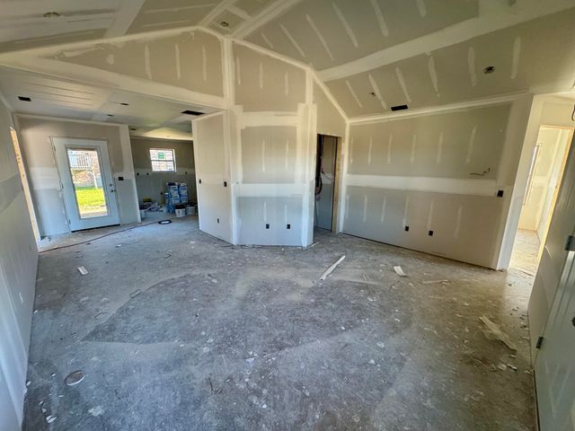 114 Bow Bridge Drive, Berea, KY 40403