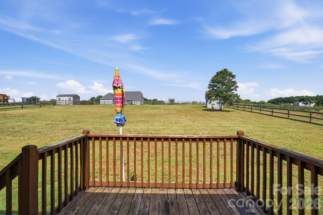 154 Back Acres Lane, Kannapolis, NC 28081