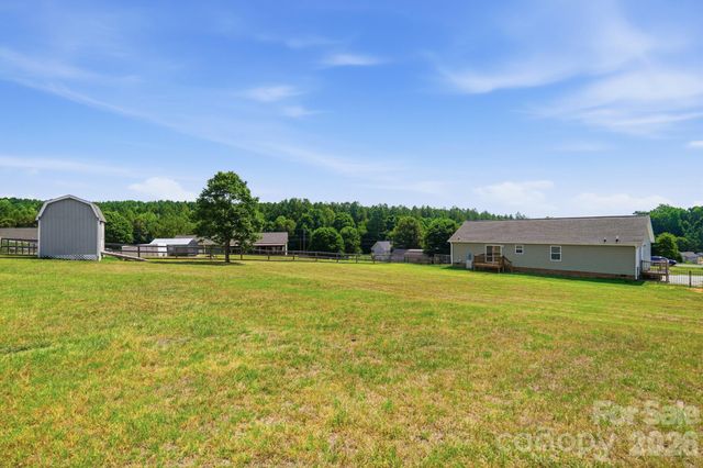 154 Back Acres Lane, Kannapolis, NC 28081