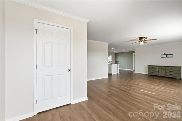 154 Back Acres Lane, Kannapolis, NC 28081