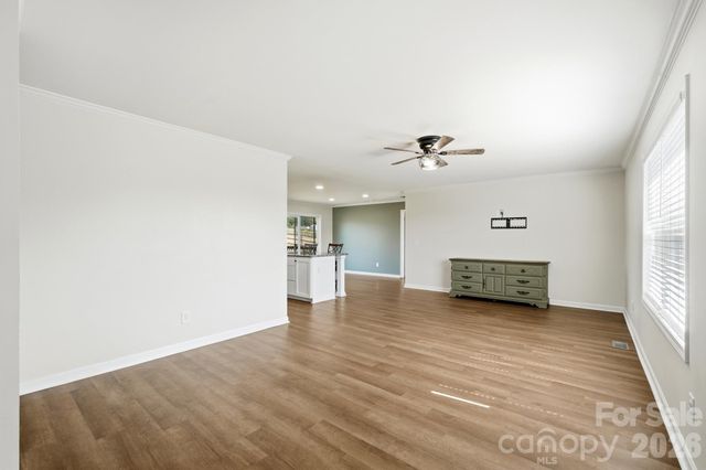154 Back Acres Lane, Kannapolis, NC 28081