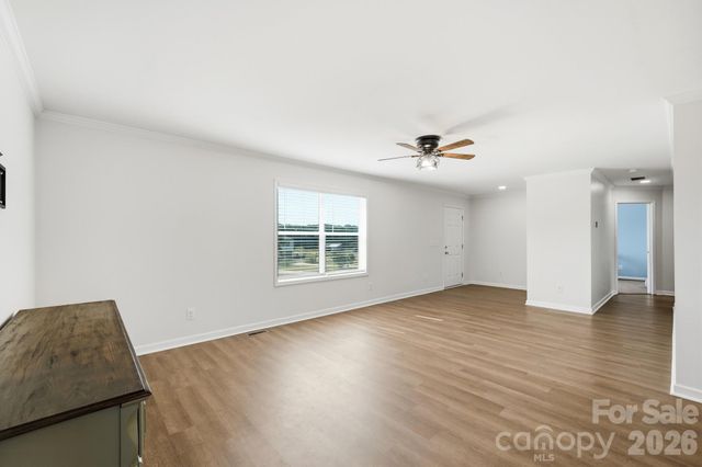 154 Back Acres Lane, Kannapolis, NC 28081