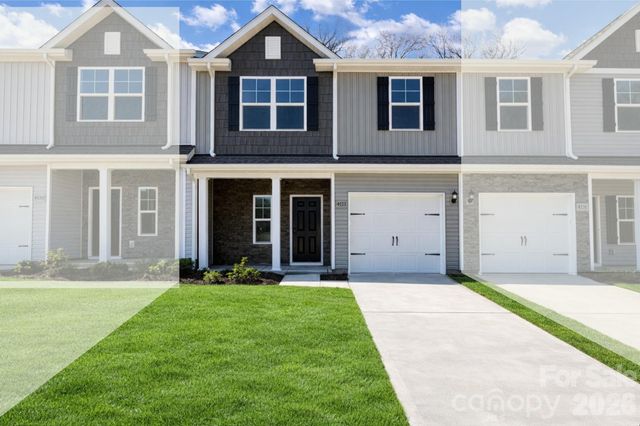 4725 Muskogee Drive, Charlotte, NC 28227