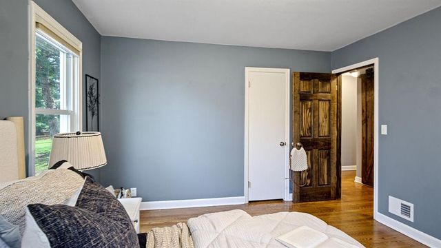 2728 Clark Place, Eau Claire, WI 54701