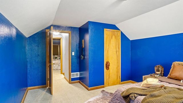 2728 Clark Place, Eau Claire, WI 54701