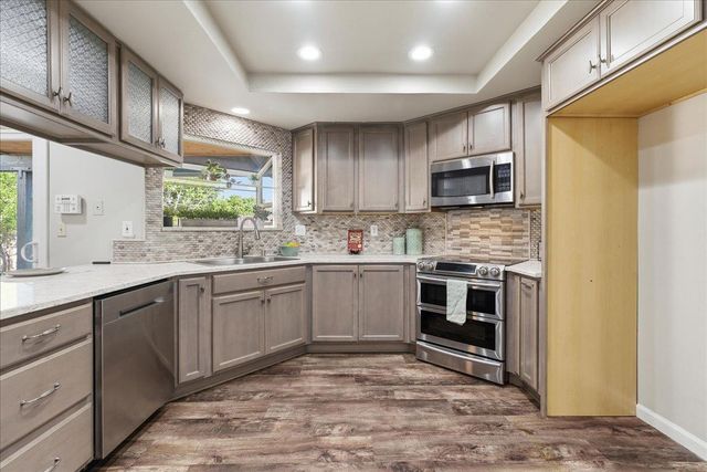 8517 Deodar Crest Ct, Elk Grove, CA 95624