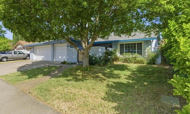 8517 Deodar Crest Ct, Elk Grove, CA 95624