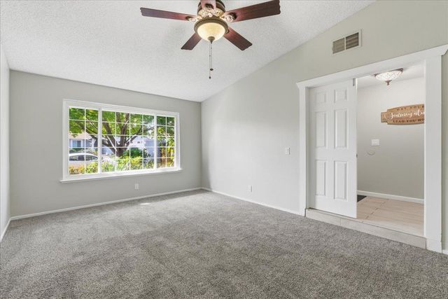 8517 Deodar Crest Ct, Elk Grove, CA 95624
