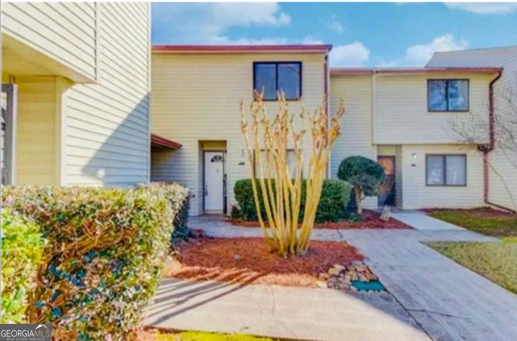 1144 Country Court, Lawrenceville, GA 30044