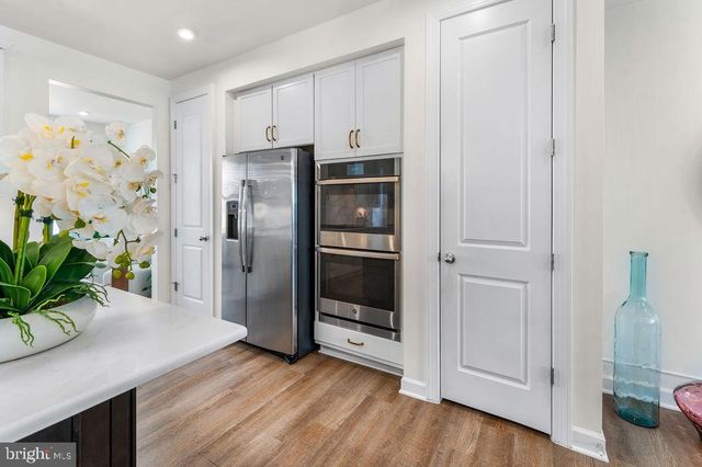 8103 ZOE PL, Alexandria, VA 22306