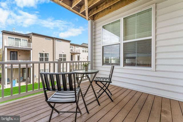 8103 ZOE PL, Alexandria, VA 22306