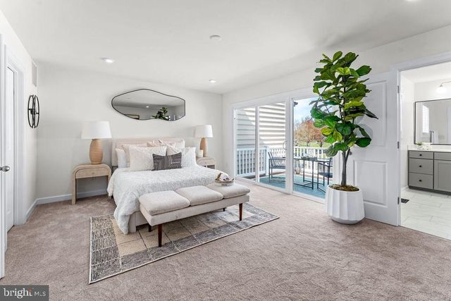 8103 ZOE PL, Alexandria, VA 22306