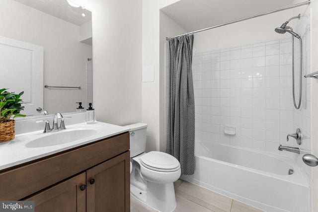 8103 ZOE PL, Alexandria, VA 22306