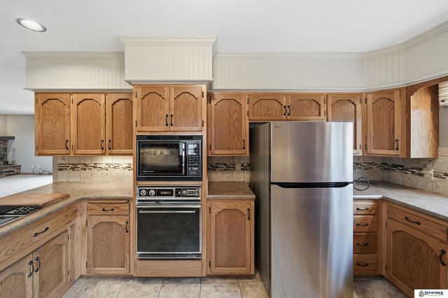720 3rd Road, Grand Island, NE 68801