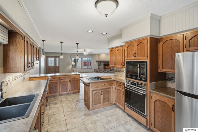 720 3rd Road, Grand Island, NE 68801