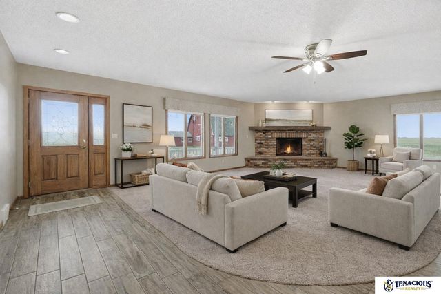 720 3rd Road, Grand Island, NE 68801