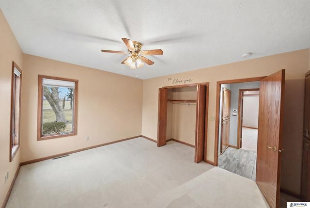 720 3rd Road, Grand Island, NE 68801