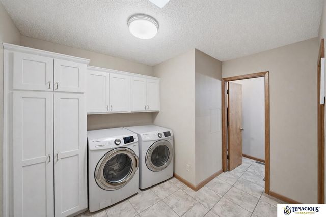 720 3rd Road, Grand Island, NE 68801