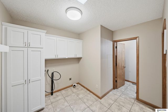 720 3rd Road, Grand Island, NE 68801