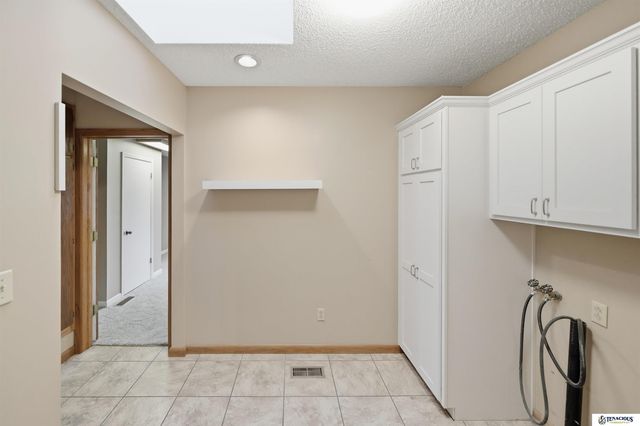 720 3rd Road, Grand Island, NE 68801