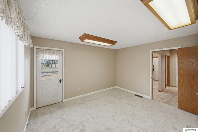 720 3rd Road, Grand Island, NE 68801
