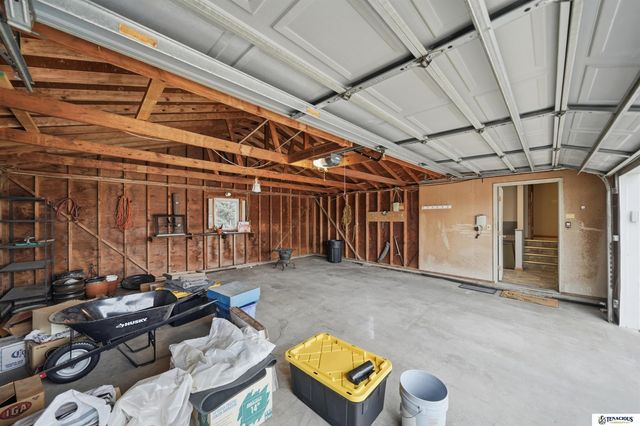 720 3rd Road, Grand Island, NE 68801