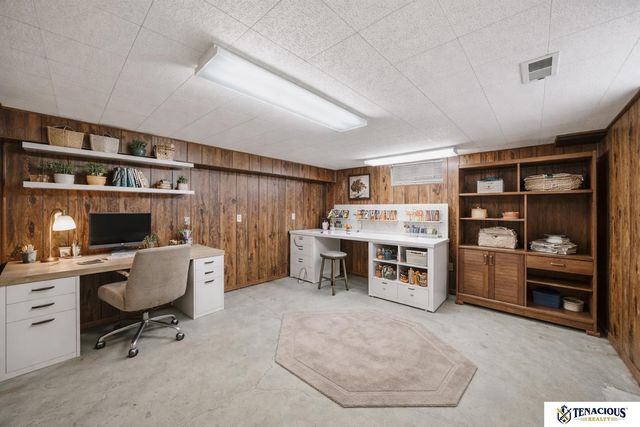 720 3rd Road, Grand Island, NE 68801